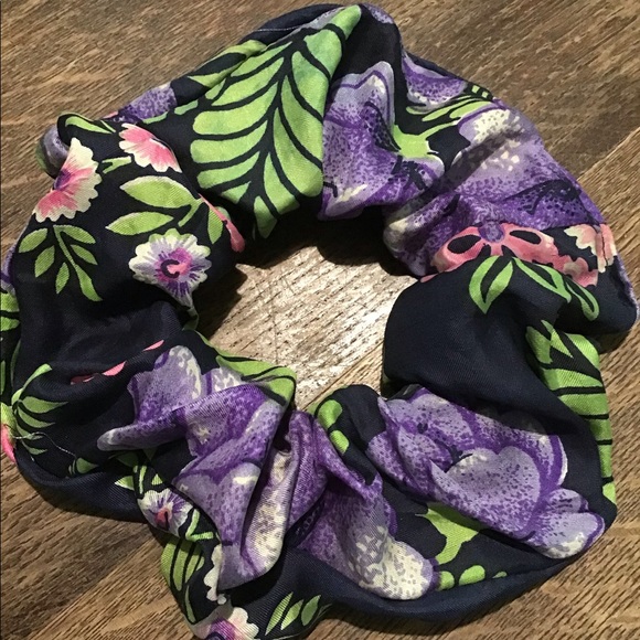 NWOT Pure Silk Mini Sarong with Bonus Scrunchie - Picture 7 of 7